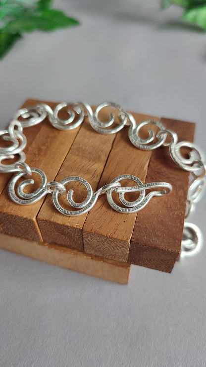 Hammered Silver Chain Bracelett