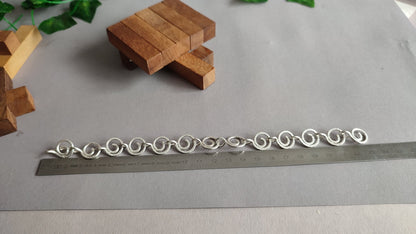 Hammered Silver Chain Bracelett