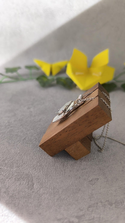 Futuristic spinner Pendant in sterling Silver with Topaz