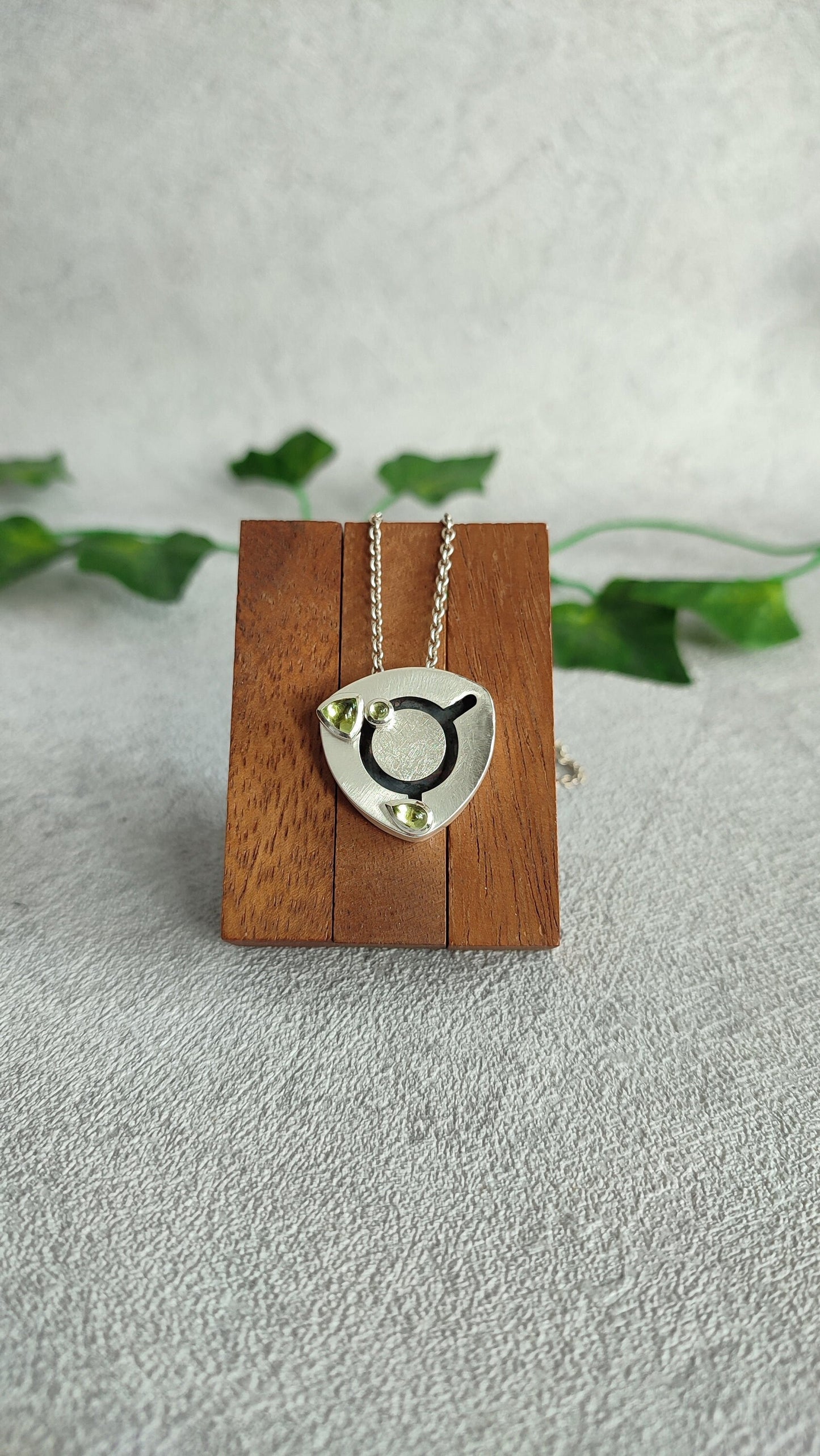 Kinetic Pendant with moving Peridot gemstones - "Sliding Gems"