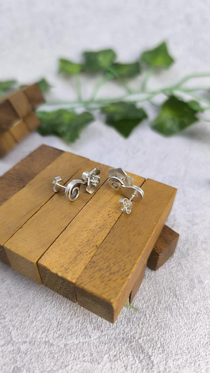 Spinning Flower Earrings with Aquamarines